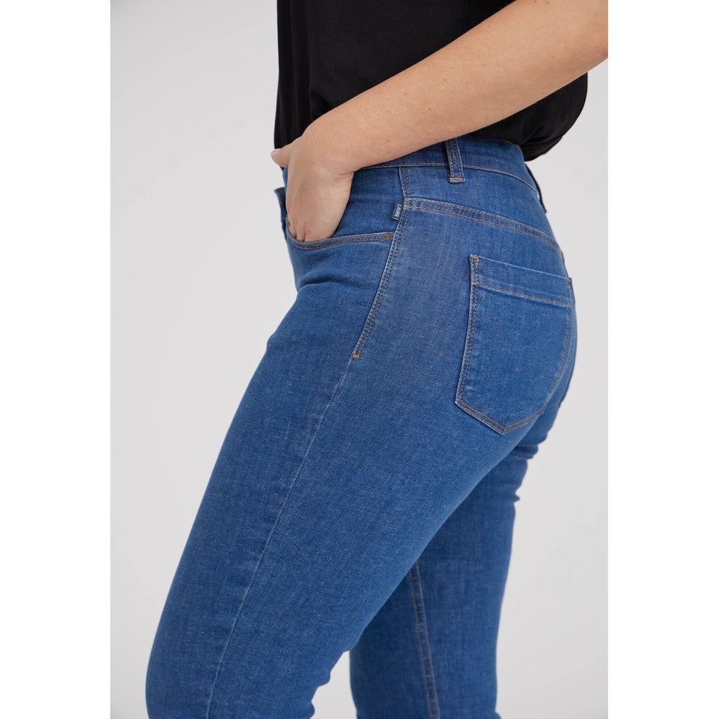 Jeans Charlotte Regular - Flera färger