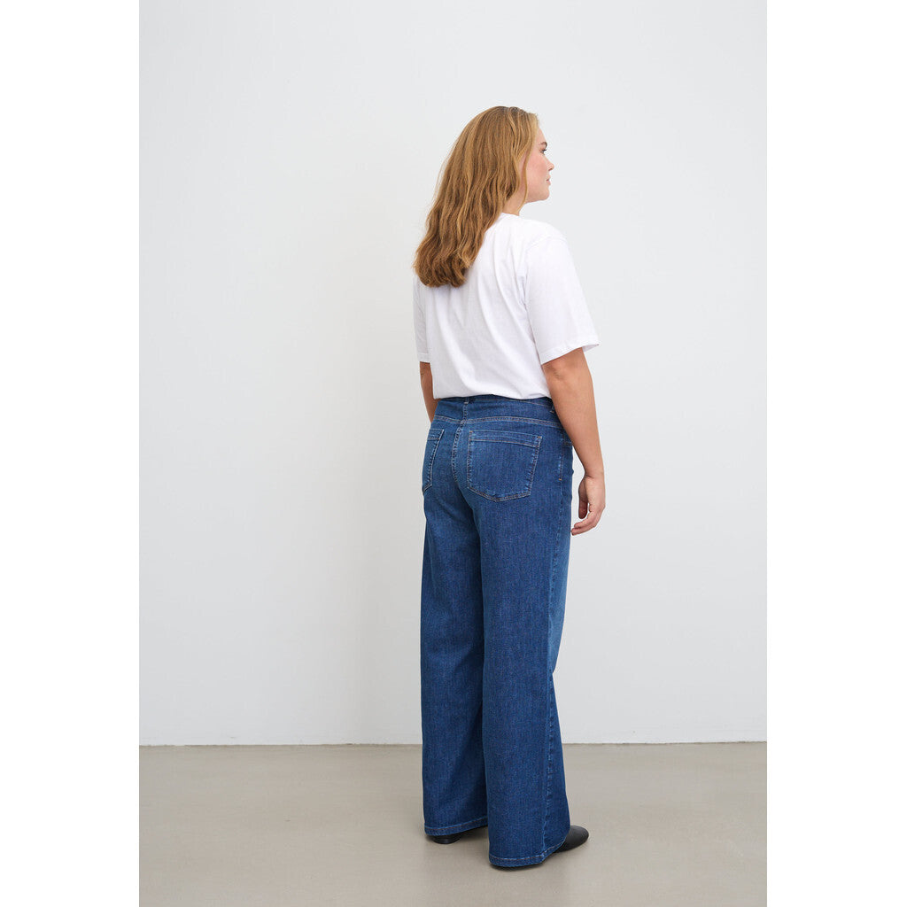 Jeans Carol Regular - Flera färger