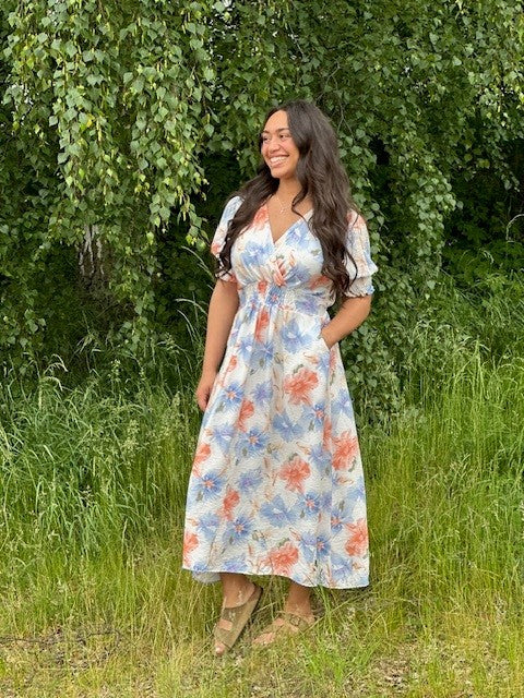 Blommig klänning Nikki - Orange och Blå